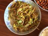 豆芽肉末炒包菜