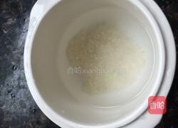 青菜土豆粥的做法图解1