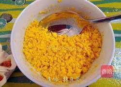 胡萝卜馅梅花饺的做法图解9