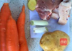 陕西风味～胡萝卜丁肉辣子的做法图解1