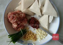 肉末豆腐的做法图解2