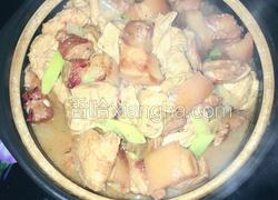 五花肉烧油豆腐