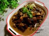 猪肉炖松伞蘑