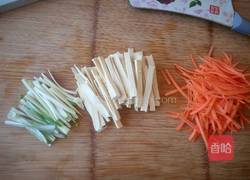 凉拌黄豆芽的做法图解2