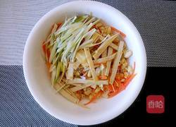 凉拌黄豆芽的做法图解7