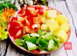 菠萝咕噜肉的做法图解1