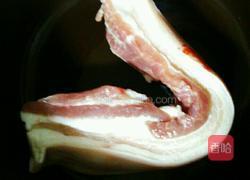 蒜泥白肉的做法图解1