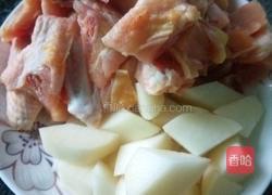 土豆烧鸡块的做法图解2