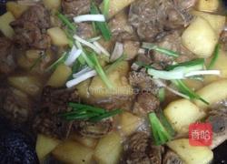 土豆焖排骨的做法图解3