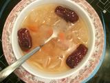 银耳红枣糖水