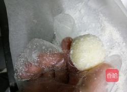 蛋白椰丝球的做法图解6