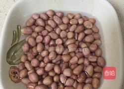 老醋花生的做法图解1