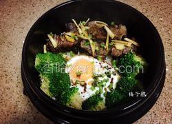 腊排骨煲仔饭