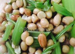 芹菜拌花生米