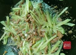 莴苣牛肉炒河粉的做法图解6