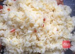 黄金炒饭的做法图解6