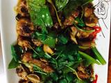 香菇鸡肉炒虎椒的做法[图]