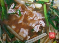 芹菜青蒜水煮肉片的做法图解5
