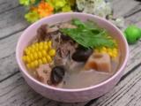 莲藕玉米骨头汤