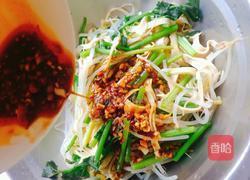 凉拌豆腐皮的做法图解3