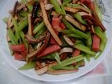 芹菜炒香干