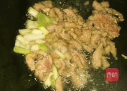 青菜木耳炒肉的做法图解7