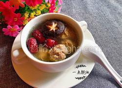 红枣香菇肉丸汤