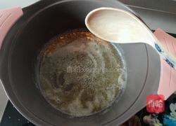 虾球双菇奶油浓汤的做法图解3