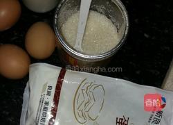 电饭锅蛋糕的做法图解1