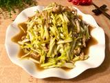 蒜黄炒肉丝