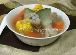 冬瓜玉米胡萝卜排骨汤