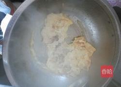 鸡蛋炒香肠和胡萝卜的做法图解4
