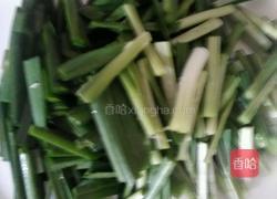 鸡蛋炒韭菜的做法图解2