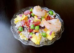 七彩虾仁什锦炒饭