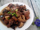 香菇炖鸡腿
