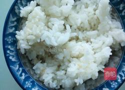 酱油炒饭的做法图解4