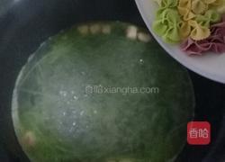 青笋鸡丸蝴蝶面的做法图解6