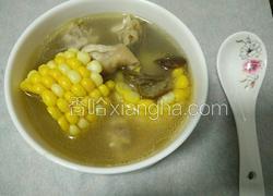茶树菇玉米老鸡汤