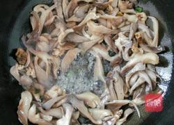 炒蘑菇的做法图解8