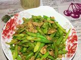 瘦肉炒四季豆的做法[图]