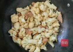 菜花炒肉的做法图解11