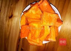 蒸绿豆馅南瓜的做法图解1