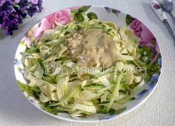 芝麻酱拌黄瓜豆皮