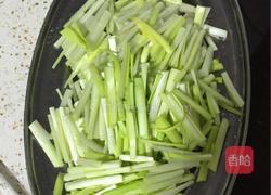 韭黄炒蛋的做法图解1