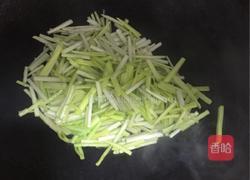 韭黄炒蛋的做法图解2