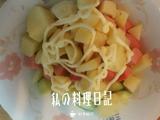 土豆黄瓜红肠色拉