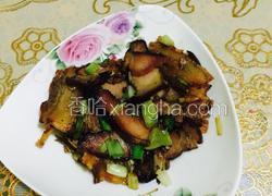 腊肉炒蒜苗