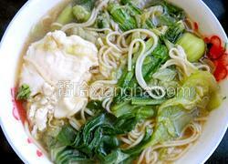 蔬菜鸡蛋龙须面