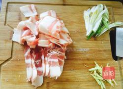 泡菜炒五花肉(改良版)的做法图解2
