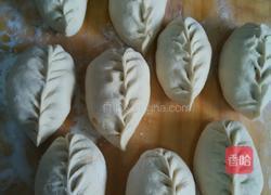香菜手切猪肉大包的做法图解7